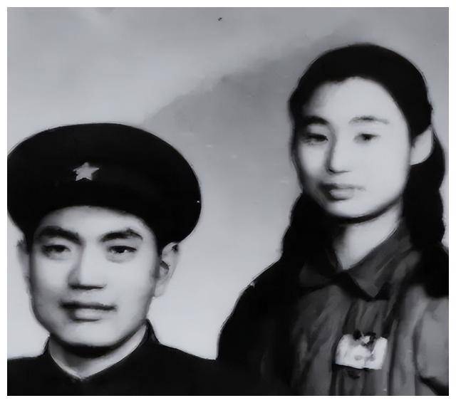 饭询问为何不点酒尤：上次是我掏的钱九游会j9登录1971年和尤太忠吃(图2)