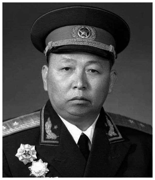 饭询问为何不点酒尤：上次是我掏的钱九游会j9登录1971年和尤太忠吃(图6)